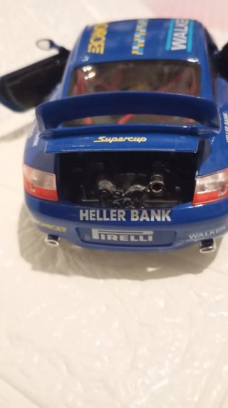 Coche a escala Porsche 911 GT3 Bburago 1:18 Walker