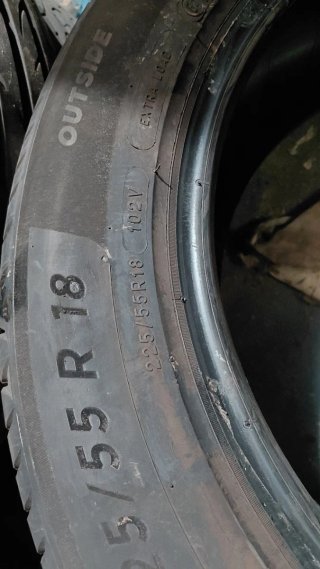 Neumáticos 225/55/18