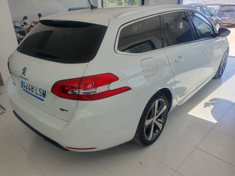 Peugeot 308 2021, foto 4