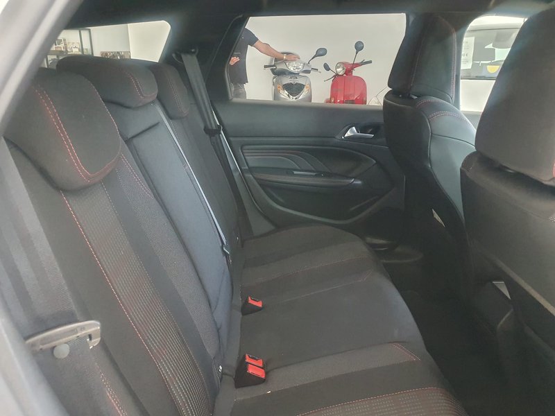 Peugeot 308 2021, foto 11