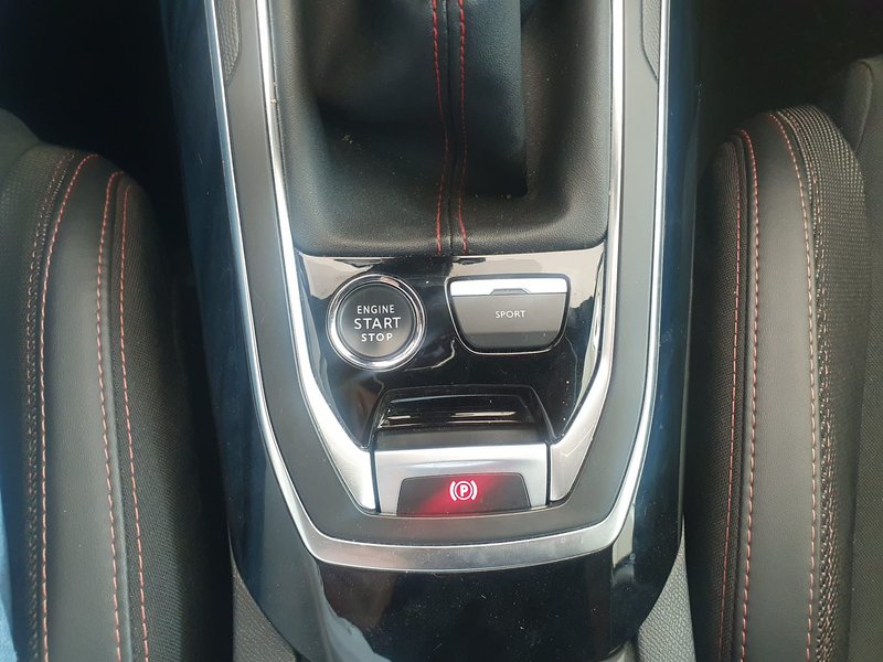 Peugeot 308 2021, foto 19