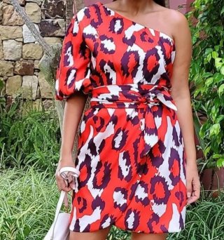 Vestido corto estampado leopardo