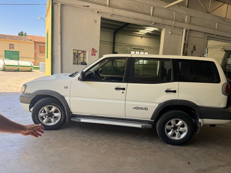 Nissan Terrano II 2005 - foto 1