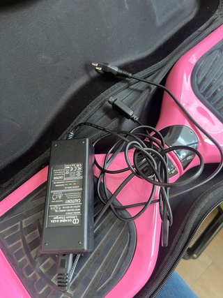 Hoverboard monopatín rosa con cargador
