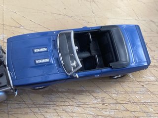 Chevrolet + Mercury scala 1/43 no box