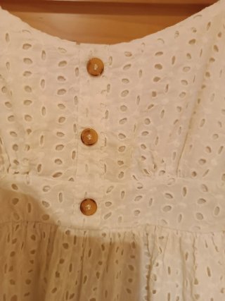 Vestido blanco bordado