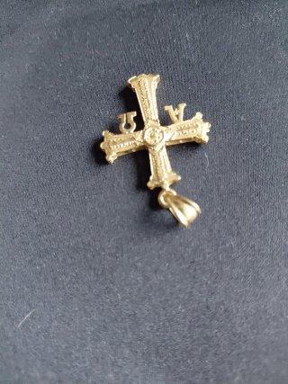 CRUZ DE LA VICTORIA ASTURIAS 18KL