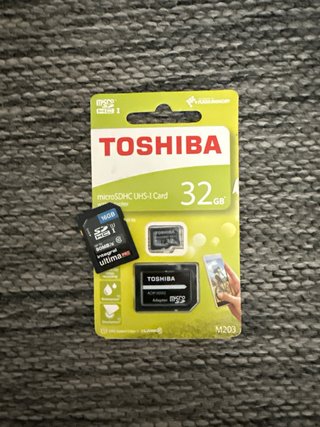 Canon EOS 750D + 2 objetivos + Accesorios