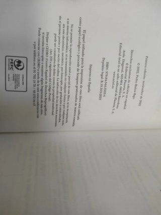 La encrucijada mundial: Un manual del mañana. Pedr