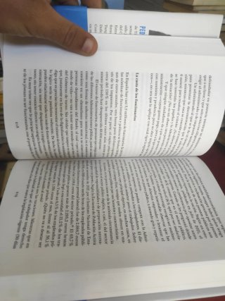 La encrucijada mundial: Un manual del mañana. Pedr