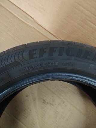 Neumático Goodyear 195/55 R16