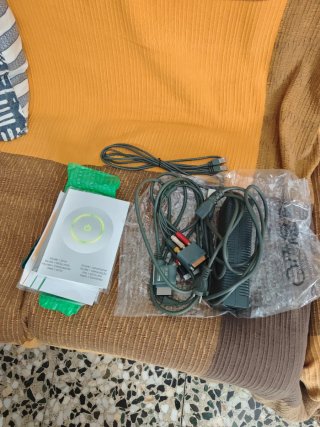 Xbox 360 + 2 Juegos