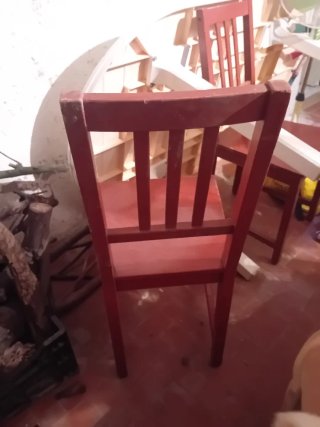 2 sedie in legno