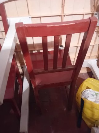 2 sedie in legno