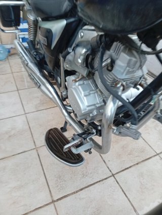 Moto Cruiser 125cc Negra