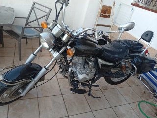 Moto Cruiser 125cc Negra