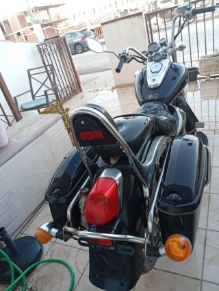 Moto Cruiser 125cc Negra
