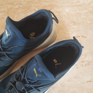 Zapatillas Puma Azul y Dorado