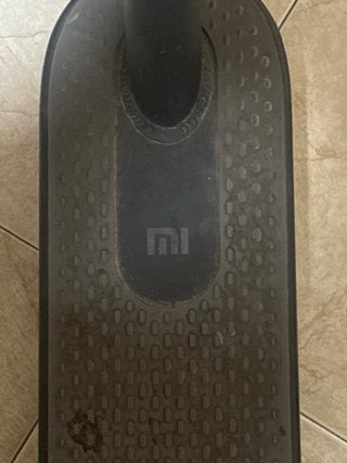 Patinete Eléctrico viene cargador de carga rapida