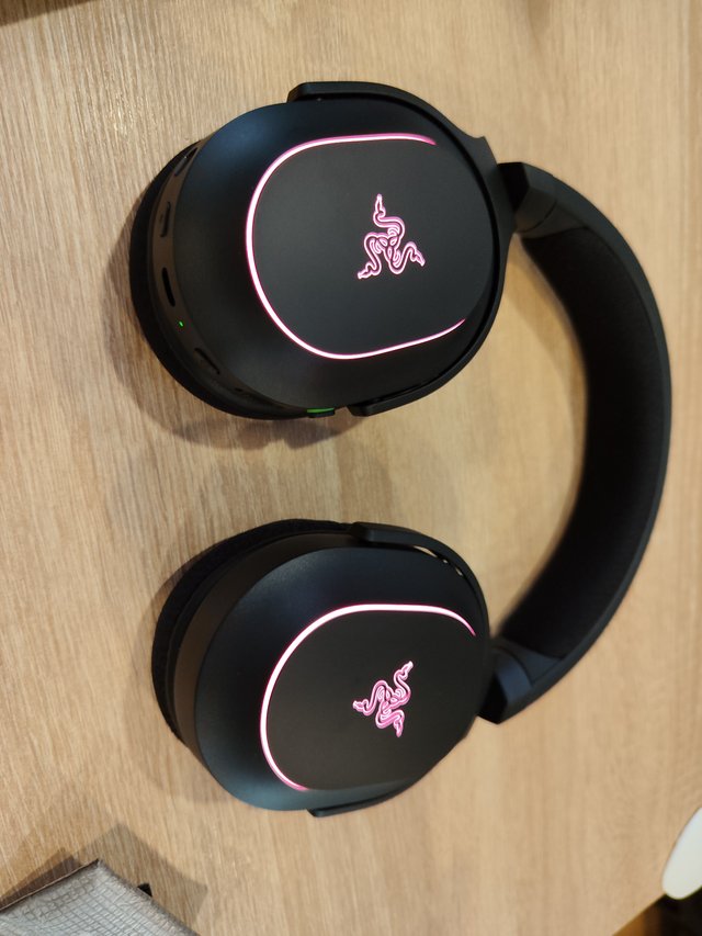 Razer Barracuda X Chroma  Auriculares inalámbricos