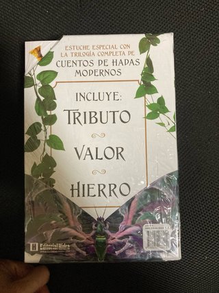 Libro cuentos de hadas modernos