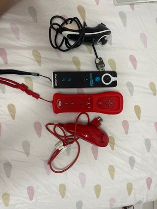 Nintendo Wii Mini Rossa + Accessori