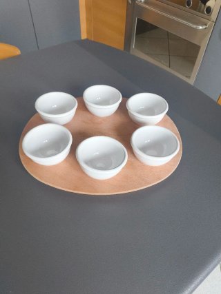 Set 6 coppette ceramica con vassoio legno