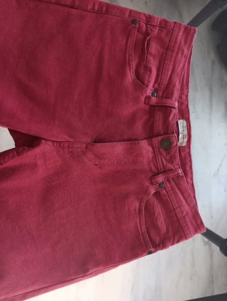 Pantalón corto vaquero rojo
