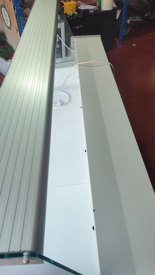 Vitrina expositora refrigerada 2 metros 2 mano