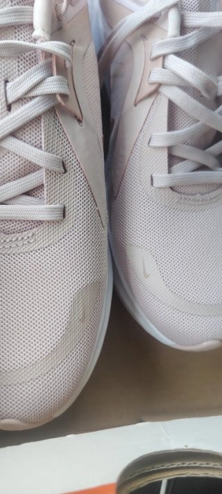 Nike Quest 5 Mujer Talla 38.5 Rosa