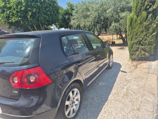 Volkswagen Golf 2004