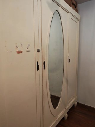 Armario antiguo madera para restaurar