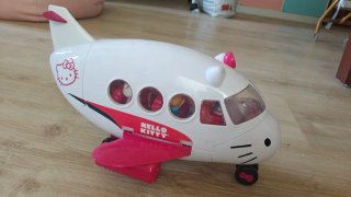 Avión Hello Kitty con Accesorios