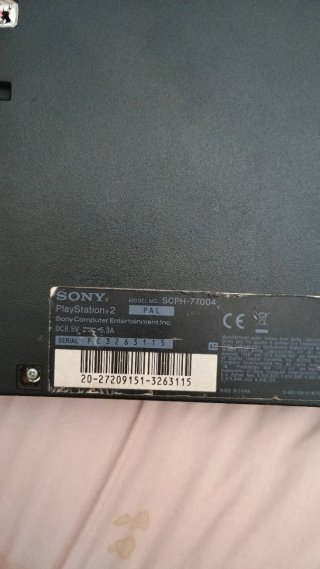 PlayStation 2 Slim Negra