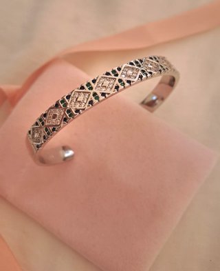 Pulsera rígida Plata Diseño.