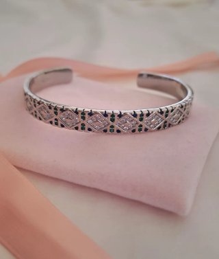 Pulsera rígida Plata Diseño.
