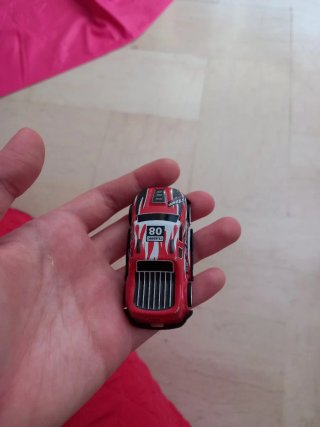 Macchinina rossa Storm Chariot