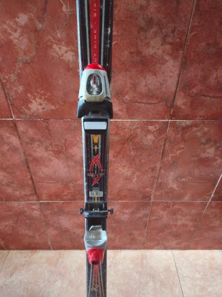 Esquís Rossignol CUT