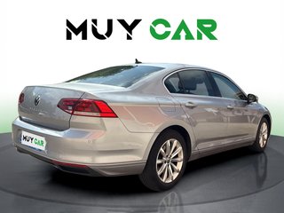 Volkswagen Passat Executive 2.0 TDI 90 kW (122 CV) DSG