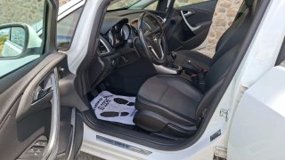 Opel Astra 2014