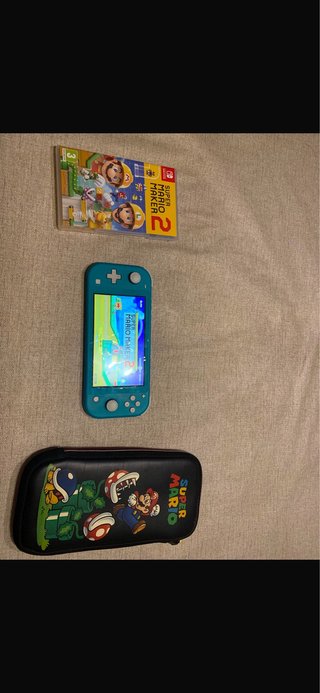 Nintendo Switch Lite Blu/Verde + Gioco Mario Maker