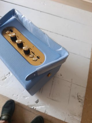Altavoz Bluetooth Retro Azul y Dorado