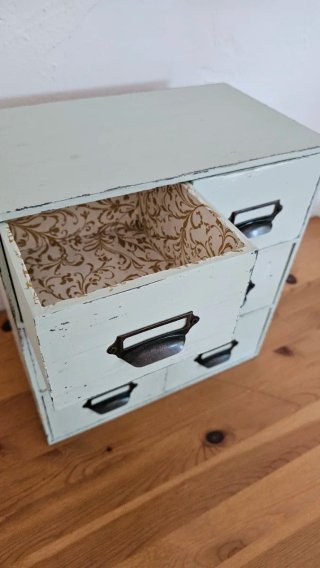 Cajonera organizadora de madera y metal