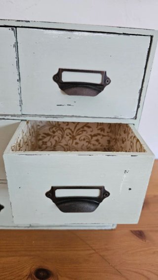 Cajonera organizadora de madera y metal