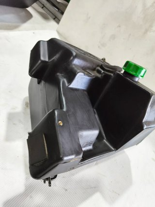 Depósito Derbi Paddock 50
