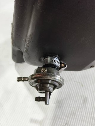 Depósito Derbi Paddock 50