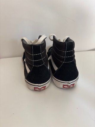 Zapatillas Vans Sk8-Hi Negras y Blancas