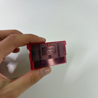 Game Boy Advance SP con pokemon rubino italiano