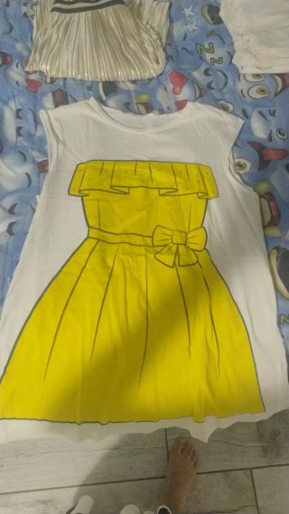T-shirt e canotta bambina 12 anni con corona