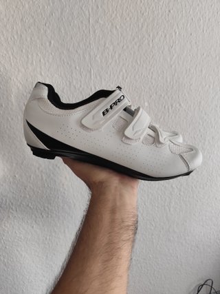 Zapatillas Ciclismo NUEVAS a ESTRENAR.N°44 y 43.